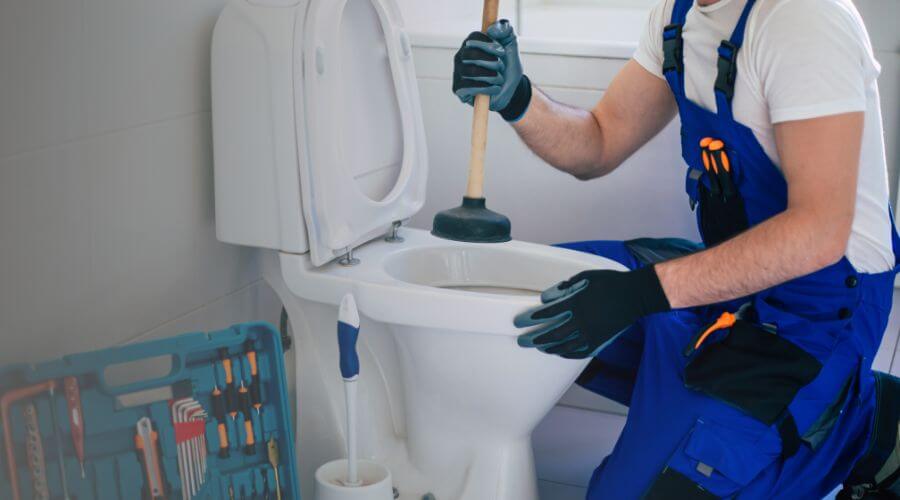 sewer line plumber in Pikeville, NC